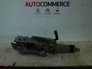 Begagnade Rattstångshölje Renault Laguna II (BG) 1.6 16V Pris € 20,00 Marginaltabell erbjuds av Autocommerce