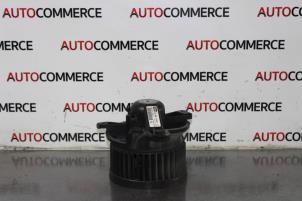 Begagnade Fläktmotor för uppvärmning och ventilation Peugeot Partner Combispace 1.6 16V Kat. Pris € 25,00 Marginaltabell erbjuds av Autocommerce