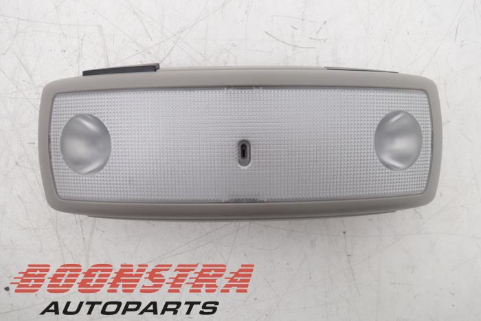 Innerbelysning, bak från en Volvo XC70 (BZ) 2.0 D4 20V 2015