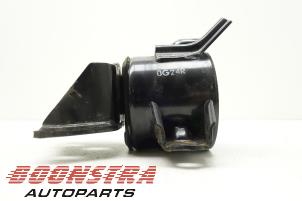 Begagnade Motorfäste Hyundai iX35 (LM) 2.0 16V Pris € 24,95 Marginaltabell erbjuds av Boonstra Autoparts