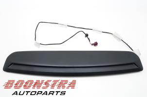 Begagnade Tredje bromsljus Mercedes C (W205) C-250 2.2 CDI 16V BlueTEC, C-250d Pris € 36,75 Marginaltabell erbjuds av Boonstra Autoparts