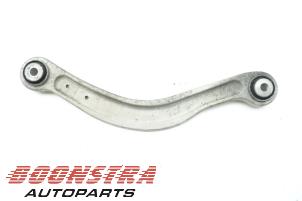 Begagnade Bakre övre gaffelben, höger Mercedes C (W204) 2.2 C-220 CDI 16V BlueEFFICIENCY Pris € 29,95 Marginaltabell erbjuds av Boonstra Autoparts