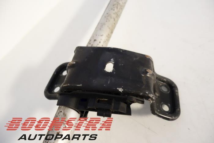 Vattenrör från en Porsche Boxster (987) 3.2 S 24V 2005