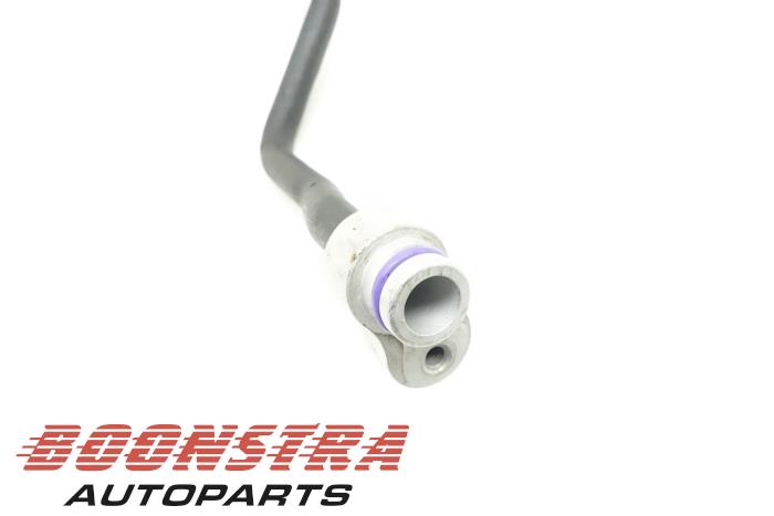 Luftkonditioneringsledning från en Audi A6 Avant (C7) 3.0 TDI V6 24V Quattro 2018