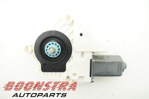 Gebruikte Raammotor Portier Seat Alhambra (7N) 2.0 TDI 16V Prijs € 24,95 Margeregeling aangeboden door Boonstra Autoparts
