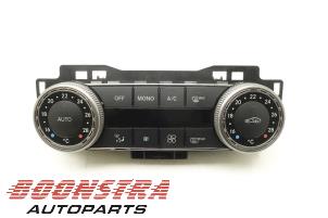 Gebruikte Chaufage Bedieningspaneel Mercedes C Estate (S204) 2.2 C-200 CDI 16V . Prijs € 51,75 Margeregeling aangeboden door Boonstra Autoparts