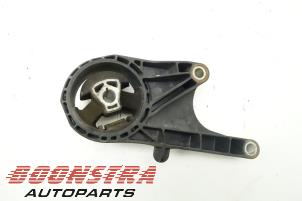 Gebruikte Motorrubber Opel Insignia Sports Tourer 1.6 Turbo 16V Ecotec Prijs € 24,95 Margeregeling aangeboden door Boonstra Autoparts