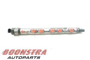 Begagnade Bränsleinsprutningsmunstycke BMW 1 serie (E81) 118d 16V Pris € 44,25 Marginaltabell erbjuds av Boonstra Autoparts