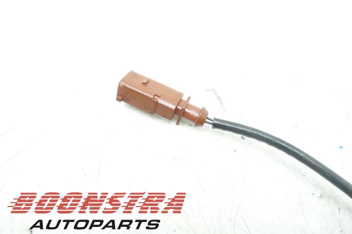 Avgastemperatursensor från en Volkswagen Transporter T6 2.0 TDI 150 2018