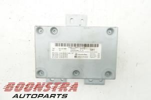 Begagnade Telefonmodul Mercedes E (R207) E-220 CDI 16V BlueEfficiency Pris € 24,95 Marginaltabell erbjuds av Boonstra Autoparts