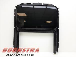 Begagnade Skjutbart tak Porsche Cayenne (9PA) 4.8 V8 32V Turbo Pris € 94,95 Marginaltabell erbjuds av Boonstra Autoparts