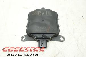 Gebruikte Dode hoek sensor Toyota RAV4 (A5) 2.5 Hybrid 16V Prijs € 111,75 Margeregeling aangeboden door Boonstra Autoparts