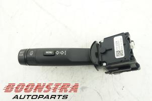 Begagnade Indikatorbrytare Opel Zafira Tourer (P12) 1.6 CDTI 16V ecoFLEX 136 Pris € 24,95 Marginaltabell erbjuds av Boonstra Autoparts