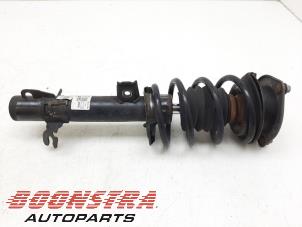 Gebruikte Mac Phersonpoot rechts-voor Mini Mini (R56) 1.6 16V Cooper S Prijs € 24,95 Margeregeling aangeboden door Boonstra Autoparts