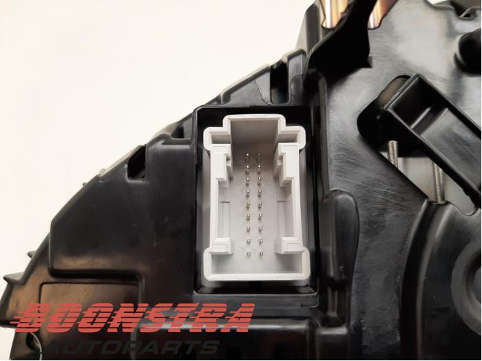 Vägmätare KM från en Mercedes-Benz C Estate (S205) C-180 BlueTEC, C-180 d 1.6 16V 2018