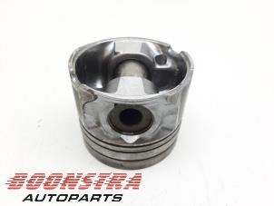 Begagnade Kolv Toyota Land Cruiser V8 (J20) 4.5 D-4D 32V Pris € 148,95 Marginaltabell erbjuds av Boonstra Autoparts