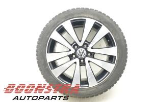 Begagnade Hjul + däck Volkswagen Golf VI (5K1) 2.0 GTD 16V Pris € 99,00 Marginaltabell erbjuds av Boonstra Autoparts