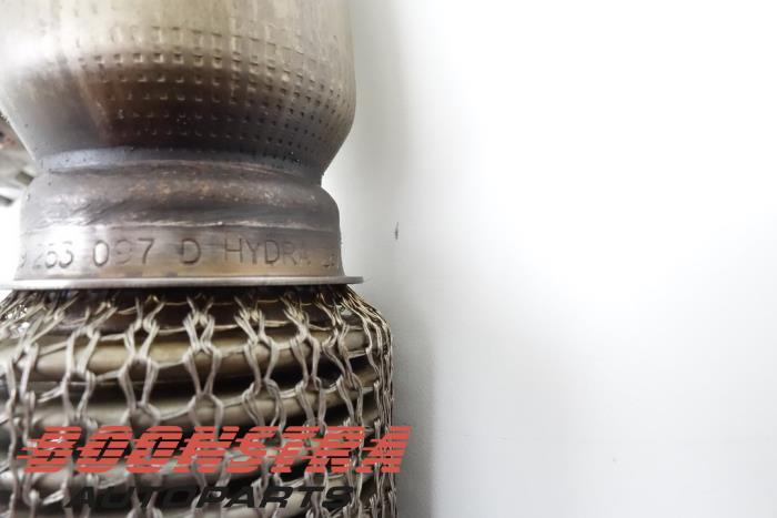 Uitlaatspruitstuk van een Audi Q7 (4MB/4MG) 3.0 TDI V6 24V e-tron plug-in hybrid 2016