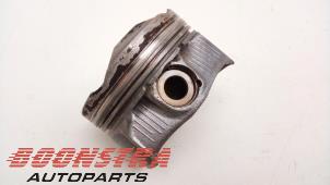 Begagnade Kolv Citroen C3 (SX/SW) 1.2 12V e-THP PureTech 110 Pris € 39,00 Marginaltabell erbjuds av Boonstra Autoparts