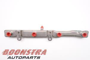 Begagnade Bränsleinsprutningsmunstycke Dodge 1500 Crew Cab (DS) 5.7 Hemi V8 4x4 Pris € 120,94 Inklusive moms erbjuds av Boonstra Autoparts