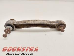 Begagnade Bakre gaffelben, höger Porsche 928 4.7 S2 Pris € 29,95 Marginaltabell erbjuds av Boonstra Autoparts