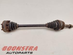 Begagnade Drivaxel, vänster bak Porsche 928 4.7 S2 Pris € 249,95 Marginaltabell erbjuds av Boonstra Autoparts