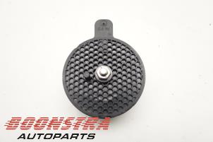 Begagnade Högtalare Volkswagen Passat Variant (3G5) 1.4 GTE 16V Pris € 24,95 Marginaltabell erbjuds av Boonstra Autoparts