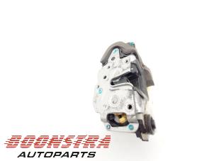 Gebruikte Portierslot Mechaniek 4Deurs links-achter Opel Insignia Sports Tourer 1.6 Turbo 16V Ecotec Prijs € 24,95 Margeregeling aangeboden door Boonstra Autoparts