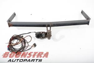 Gebruikte Trekhaak Volkswagen Passat (3C2) 2.0 TDI 140 Prijs € 39,95 Margeregeling aangeboden door Boonstra Autoparts