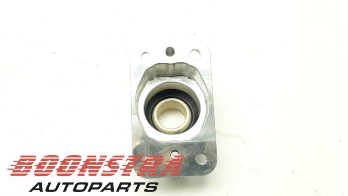 Stödlager, vänster bak från en Morgan Plus Six 2022