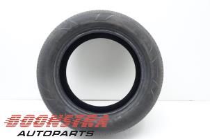 Begagnade Däck Porsche 928 4.7 S2 Pris € 43,95 Marginaltabell erbjuds av Boonstra Autoparts