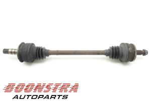 Gebruikte Aandrijfas rechts-achter Mercedes C Combi (S203) 3.0 C-280 V6 24V Prijs € 29,95 Margeregeling aangeboden door Boonstra Autoparts