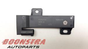 Gebruikte Keyless entry antenne Dodge 1500 Crew Cab (DS) 5.7 Hemi V8 4x4 Prijs € 30,19 Inclusief btw aangeboden door Boonstra Autoparts