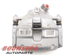 Gebruikte Remklauw (Tang) links-voor Citroen Berlingo 1.6 BlueHDI 75 Prijs € 60,44 Inclusief btw aangeboden door Boonstra Autoparts