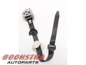 Gebruikte Veiligheidsgordel rechts-voor Tesla Model S 85 Prijs € 139,95 Margeregeling aangeboden door Boonstra Autoparts