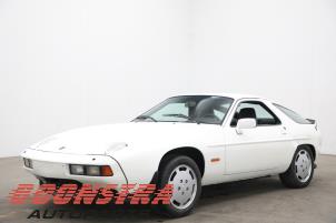 Begagnade Dörr, 2-dörrars, vänster Porsche 928 4.7 S2 Pris € 169,95 Marginaltabell erbjuds av Boonstra Autoparts