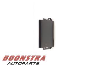 Begagnade Radiokontrollpanel Landrover Range Rover IV (LG) 4.4 SDV8 32V Pris € 48,95 Marginaltabell erbjuds av Boonstra Autoparts