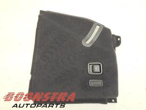 Gebruikte Bekleding bagageruimte BMW iX3 80 kWh Prijs € 49,95 Margeregeling aangeboden door Boonstra Autoparts