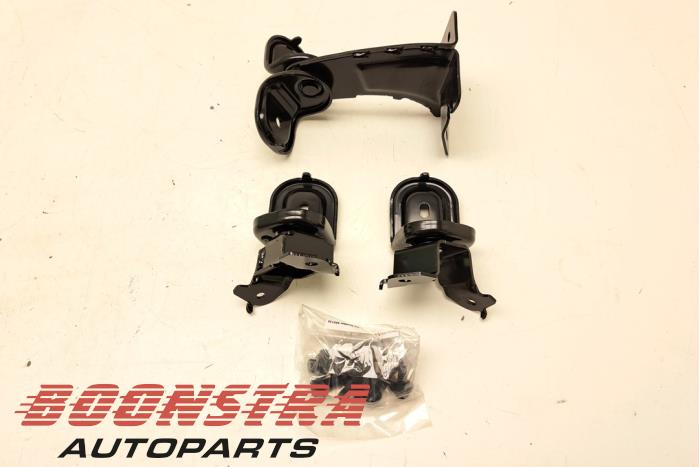 Klädsel, uppsättning (komplett) från en Kia Niro II (SG2) e-Niro 64.8 kWh 2023