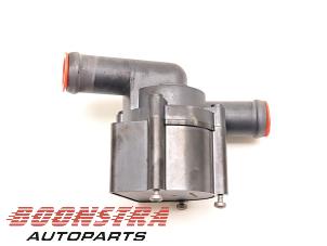 Begagnade Vattenpump Landrover Range Rover IV (LG) 4.4 SDV8 32V Pris € 72,95 Marginaltabell erbjuds av Boonstra Autoparts