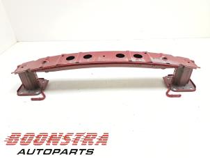 Gebruikte Bumperbalk achter Mazda CX-5 I (KE,GH) 2.0 SkyActiv-G 16V 2WD Prijs € 39,95 Margeregeling aangeboden door Boonstra Autoparts