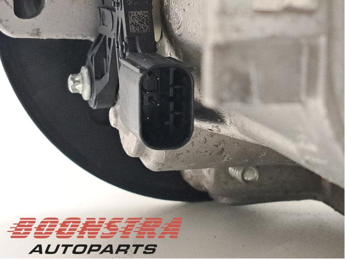 Bromsservo från en Jaguar I-Pace EV400 AWD 2019