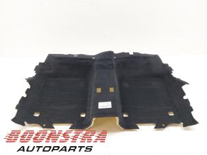 Begagnade Matta BMW M8 Gran Coupe (F93) 4.4 Competition V8 32V Twin Turbo Pris € 499,95 Marginaltabell erbjuds av Boonstra Autoparts