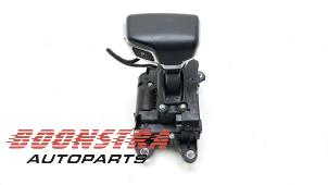 Gebruikte Selectiehendel automaat Audi A4 Avant (B9) 2.0 TDI 16V Prijs € 139,95 Margeregeling aangeboden door Boonstra Autoparts