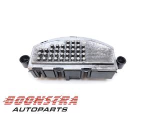 Begagnade Motstånd, kupéfläkt Skoda Octavia Combi (5EAC) 1.2 TSI 16V Pris € 24,95 Marginaltabell erbjuds av Boonstra Autoparts