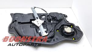 Gebruikte Ruitmechaniek 4Deurs rechts-voor Mazda CX-5 II (KF) 2.0 SkyActiv-G 165 16V 2WD Prijs € 43,95 Margeregeling aangeboden door Boonstra Autoparts