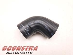 Begagnade Laddluftkylarslang Fiat Ducato (250) 2.2 D 140 Multijet 3 Pris € 30,19 Inklusive moms erbjuds av Boonstra Autoparts