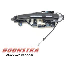 Gebruikte Portiergreep 4Deurs links-voor Lynk &amp; Co 01 1.5 PHEV Prijs € 99,95 Margeregeling aangeboden door Boonstra Autoparts