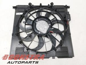 Używane Wentylator BMW X3 (G01) xDrive 20i 2.0 TwinPower Turbo 16V Cena € 294,95 Procedura marży oferowane przez Boonstra Autoparts