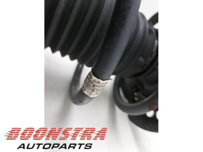 Stötdämparstång, vänster fram från en Mercedes-Benz CLS (C218) 350 CDI BlueEfficiency 3.0 V6 24V 2013